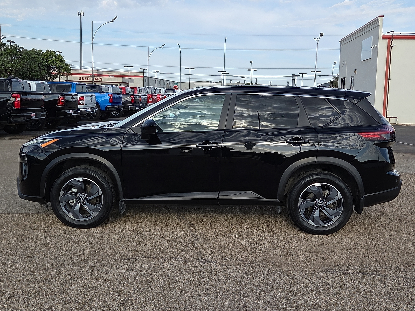 View Nissan Rogue details