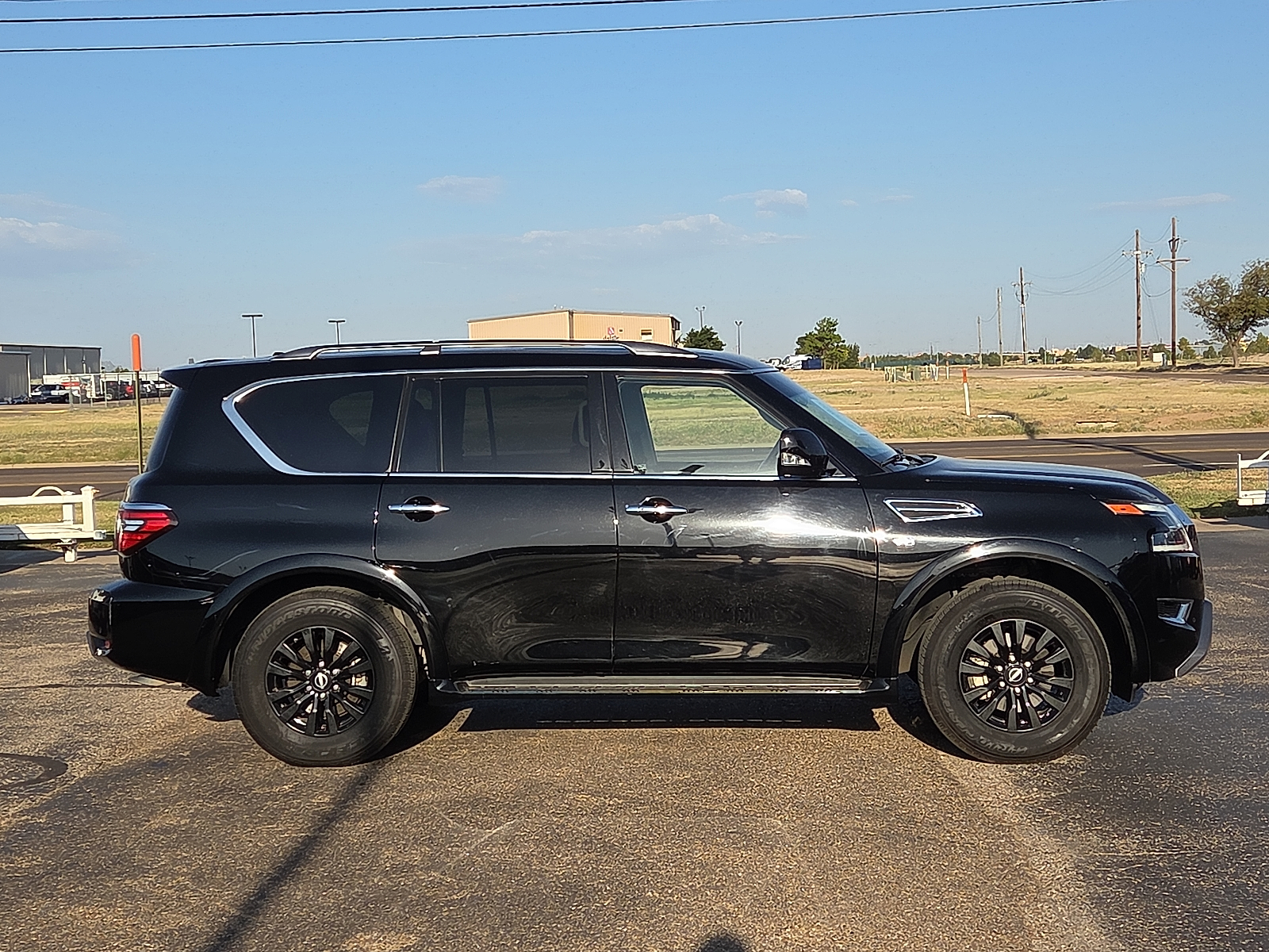 View Nissan Armada details