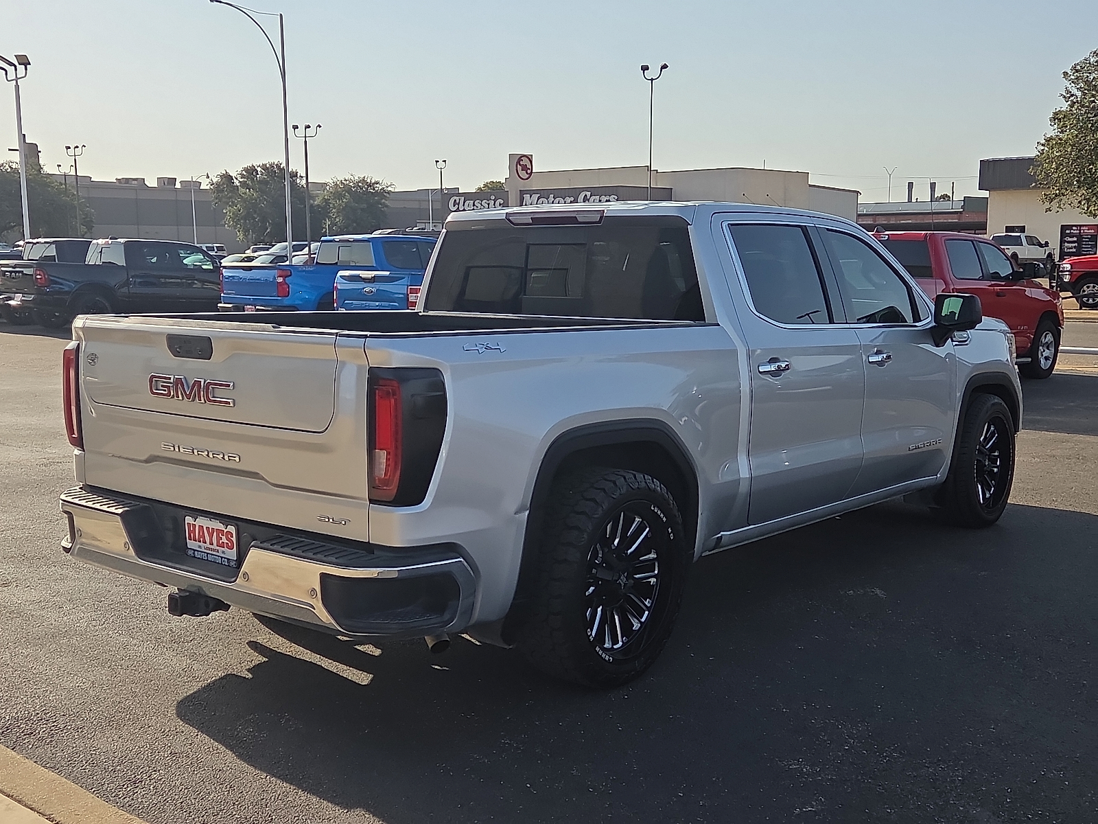 View GMC Sierra 1500 details