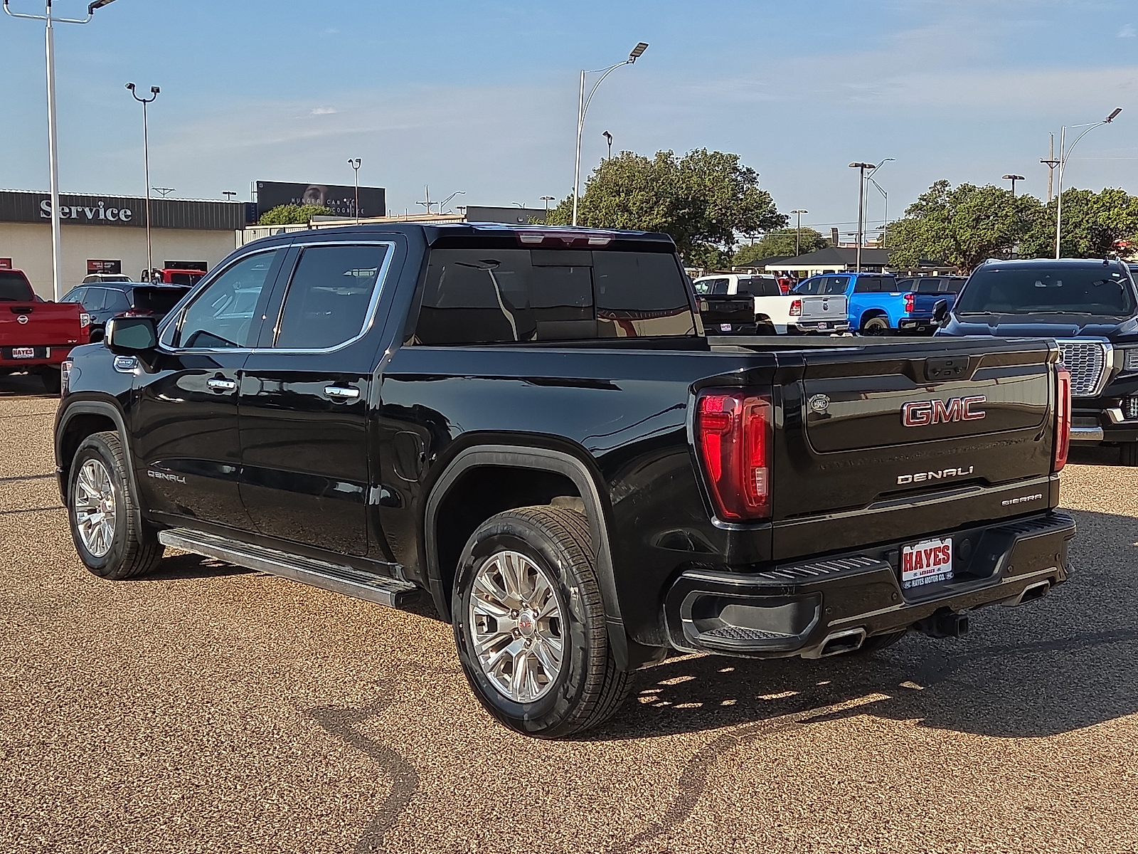 View GMC Sierra 1500 details