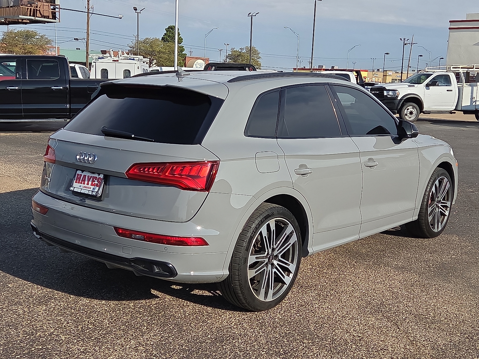 View Audi SQ5 details