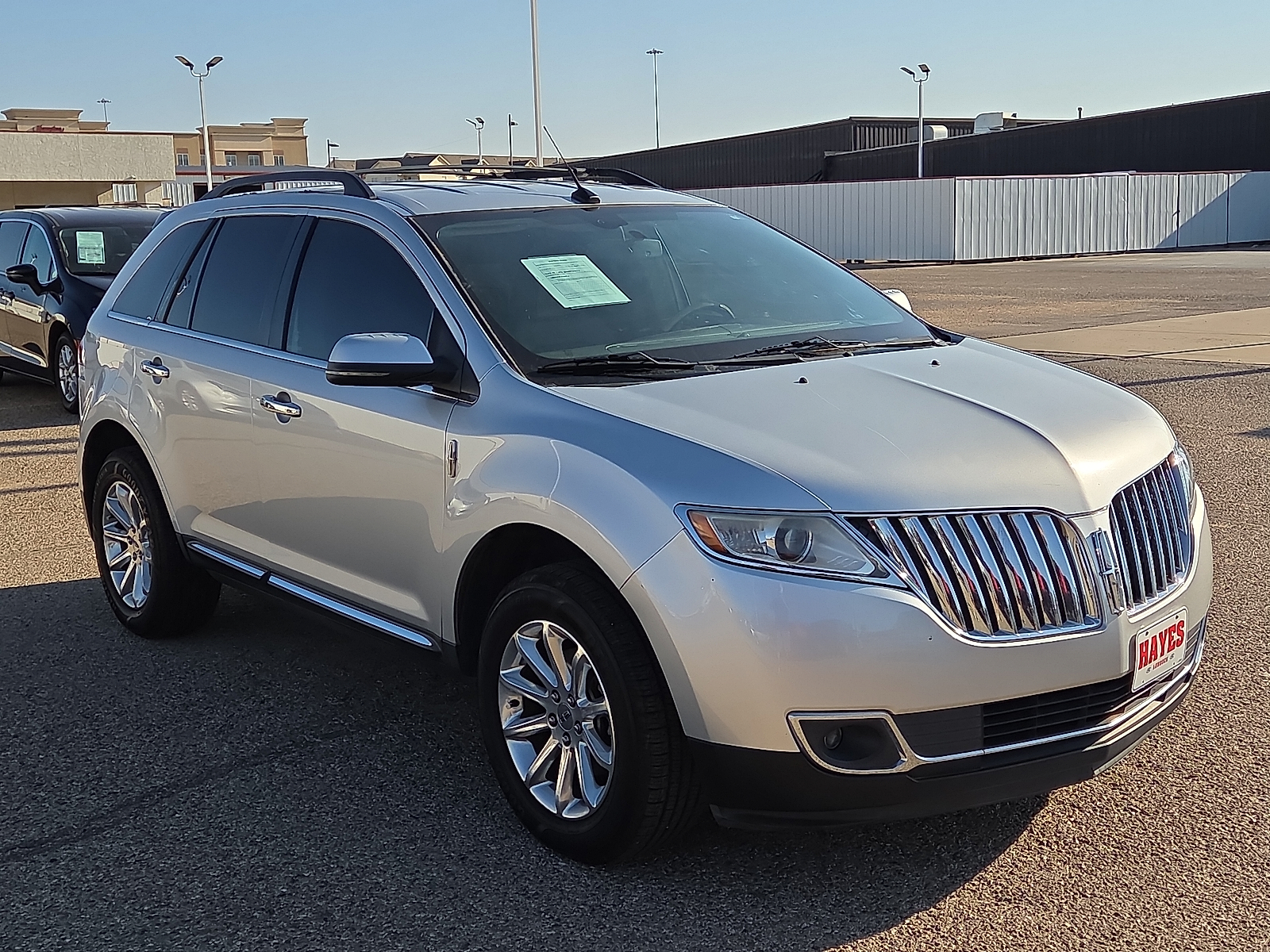 View Lincoln MKX details