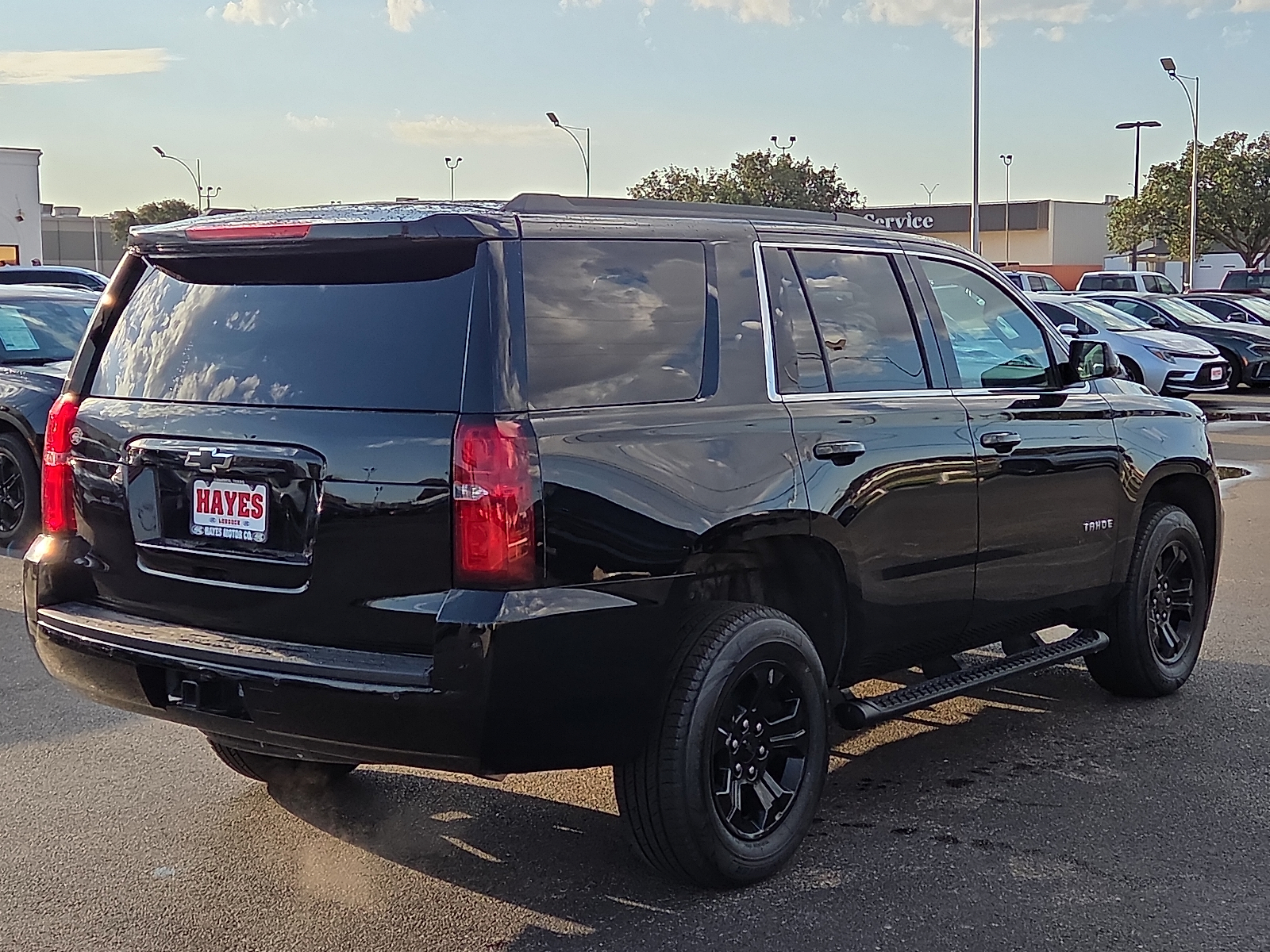 View Chevrolet Tahoe details