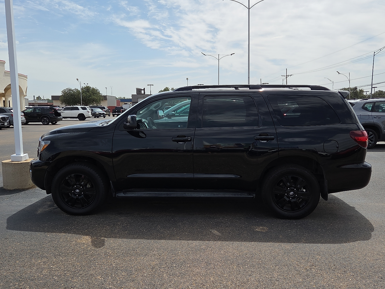 View Toyota Sequoia details