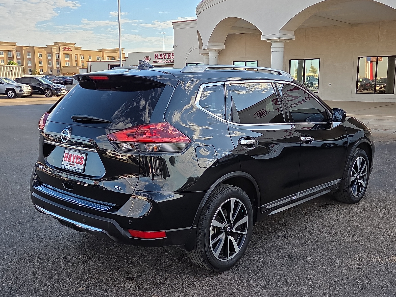 View Nissan Rogue details