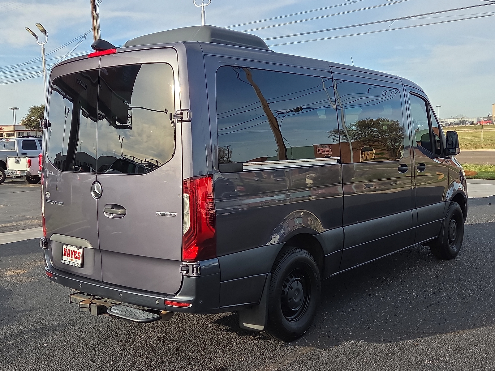 View Mercedes-Benz Sprinter 2500 details