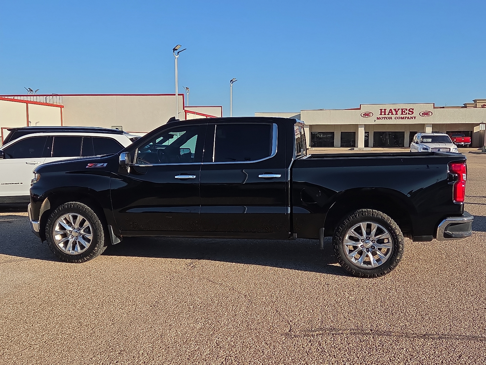 View Chevrolet Silverado 1500 LTD details