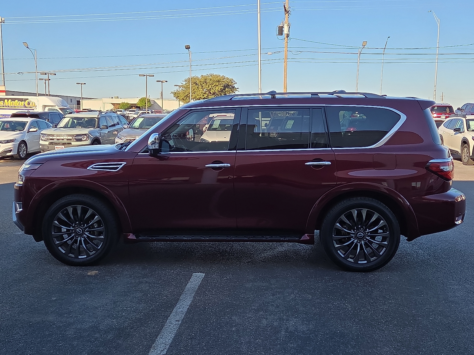 View Nissan Armada details