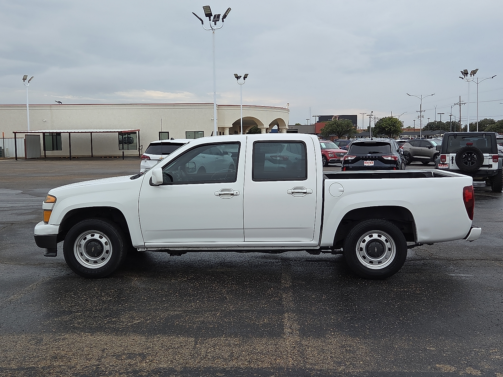 View Chevrolet Colorado details