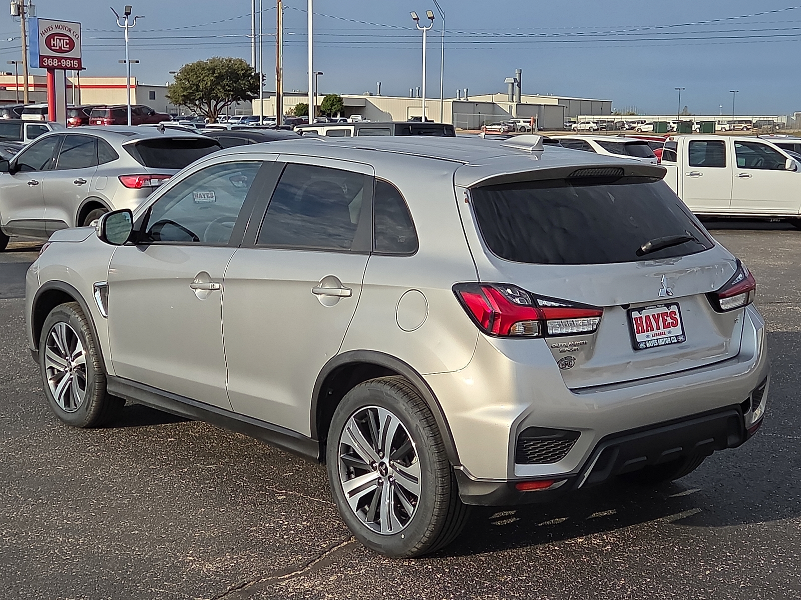 View Mitsubishi Outlander Sport details