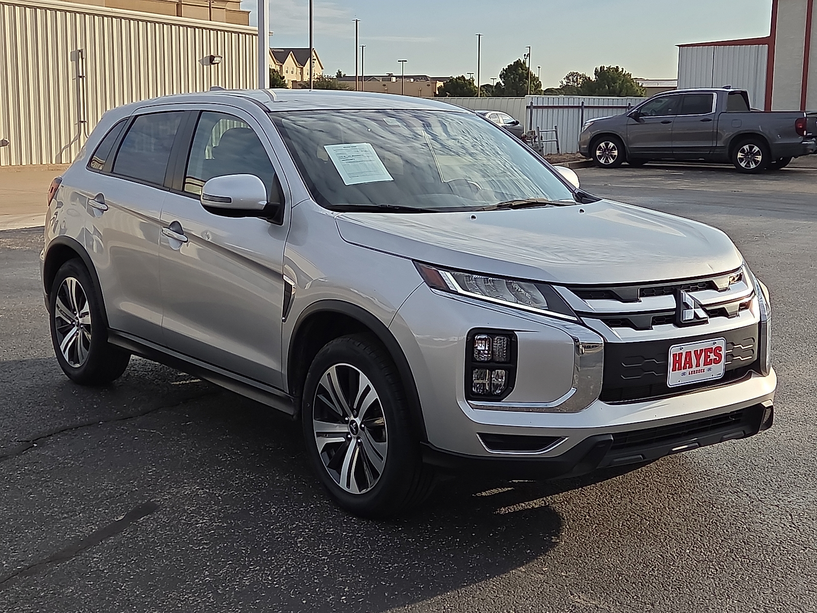View Mitsubishi Outlander Sport details