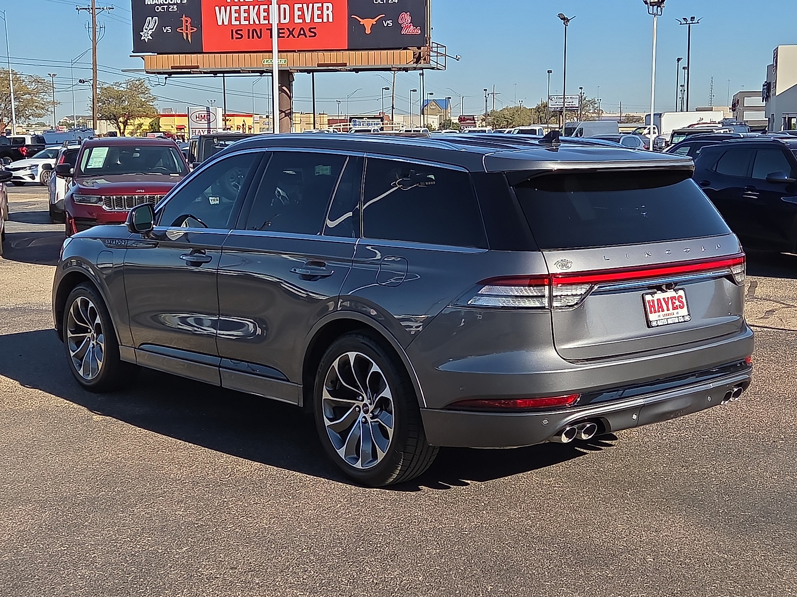 View Lincoln Aviator details