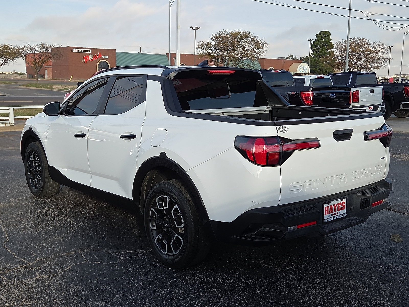 View Hyundai Santa Cruz details