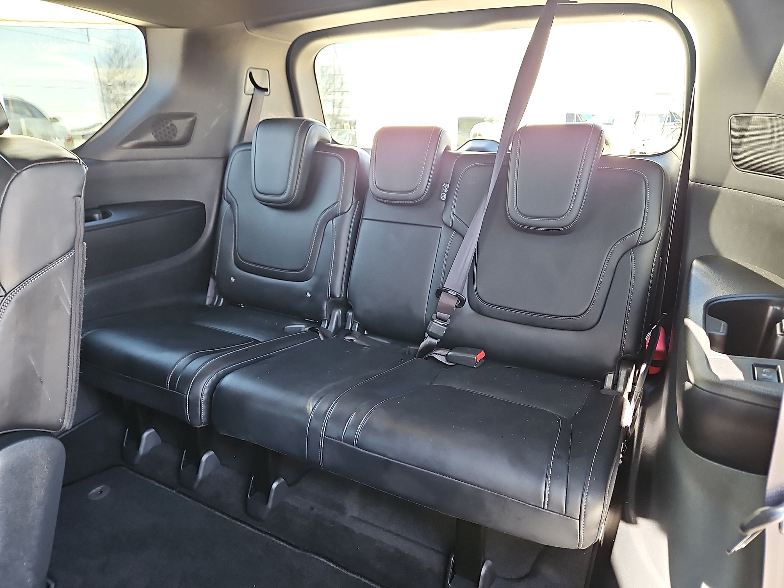 2025 Nissan Armada PRO-4X 4WD - 9