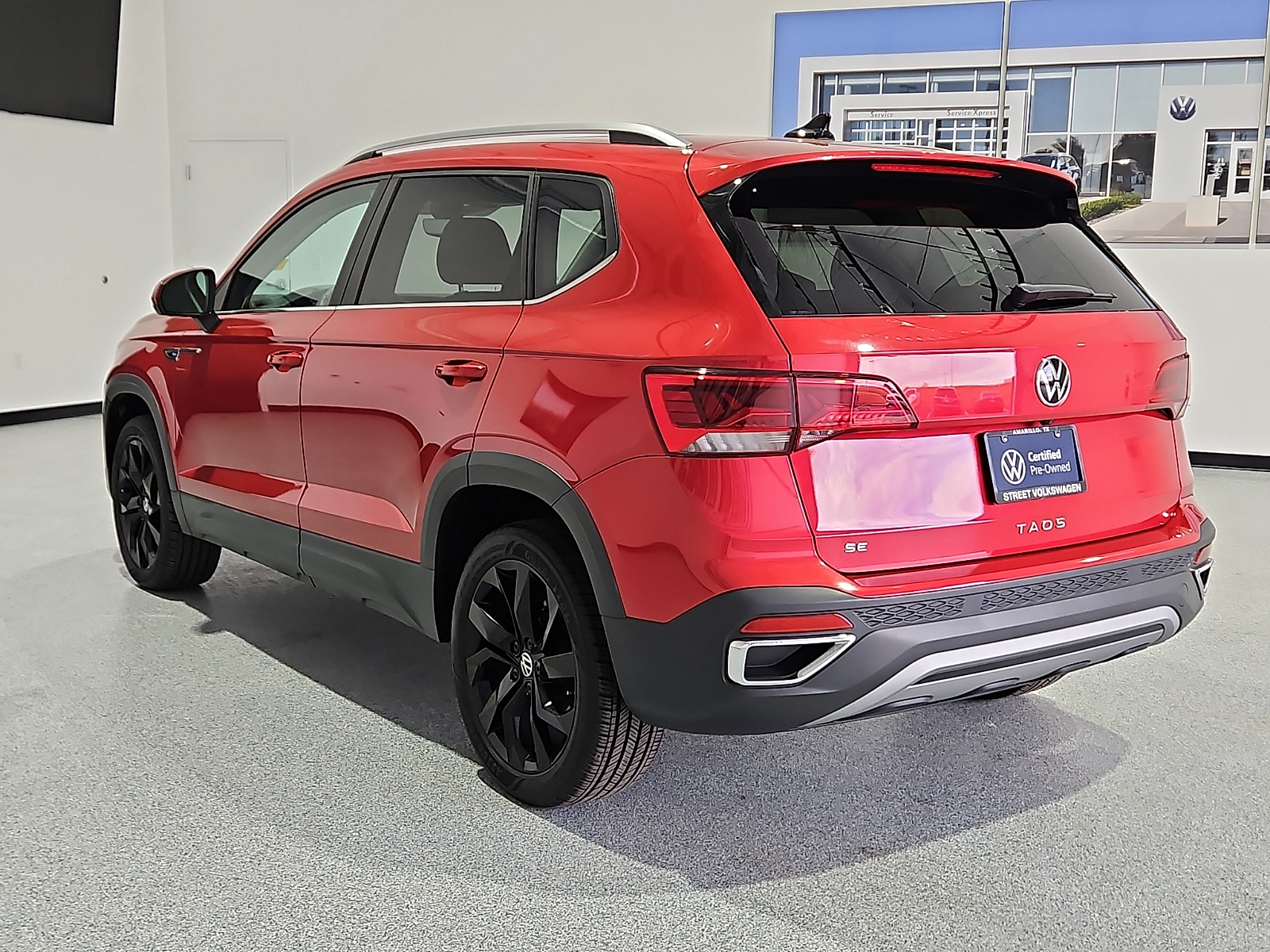 View vehicle photo 3