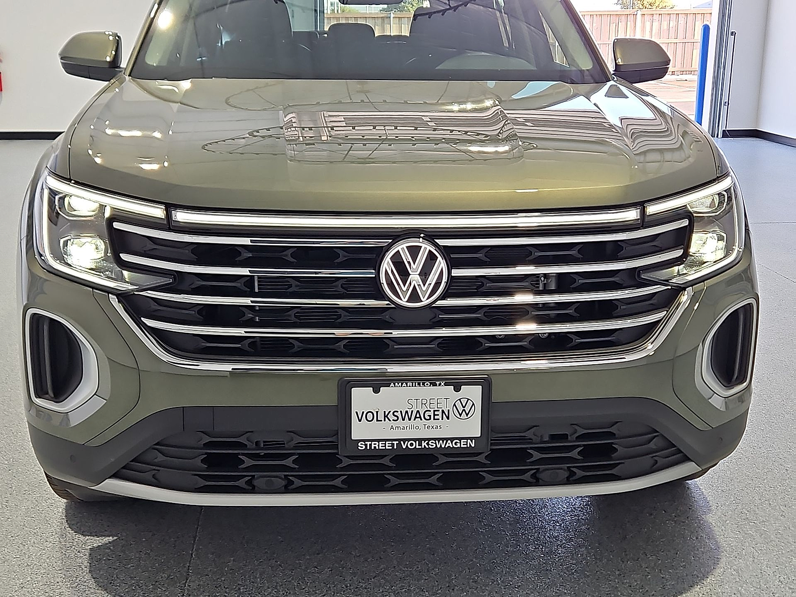 2026 Volkswagen Atlas SE with Technology - 9