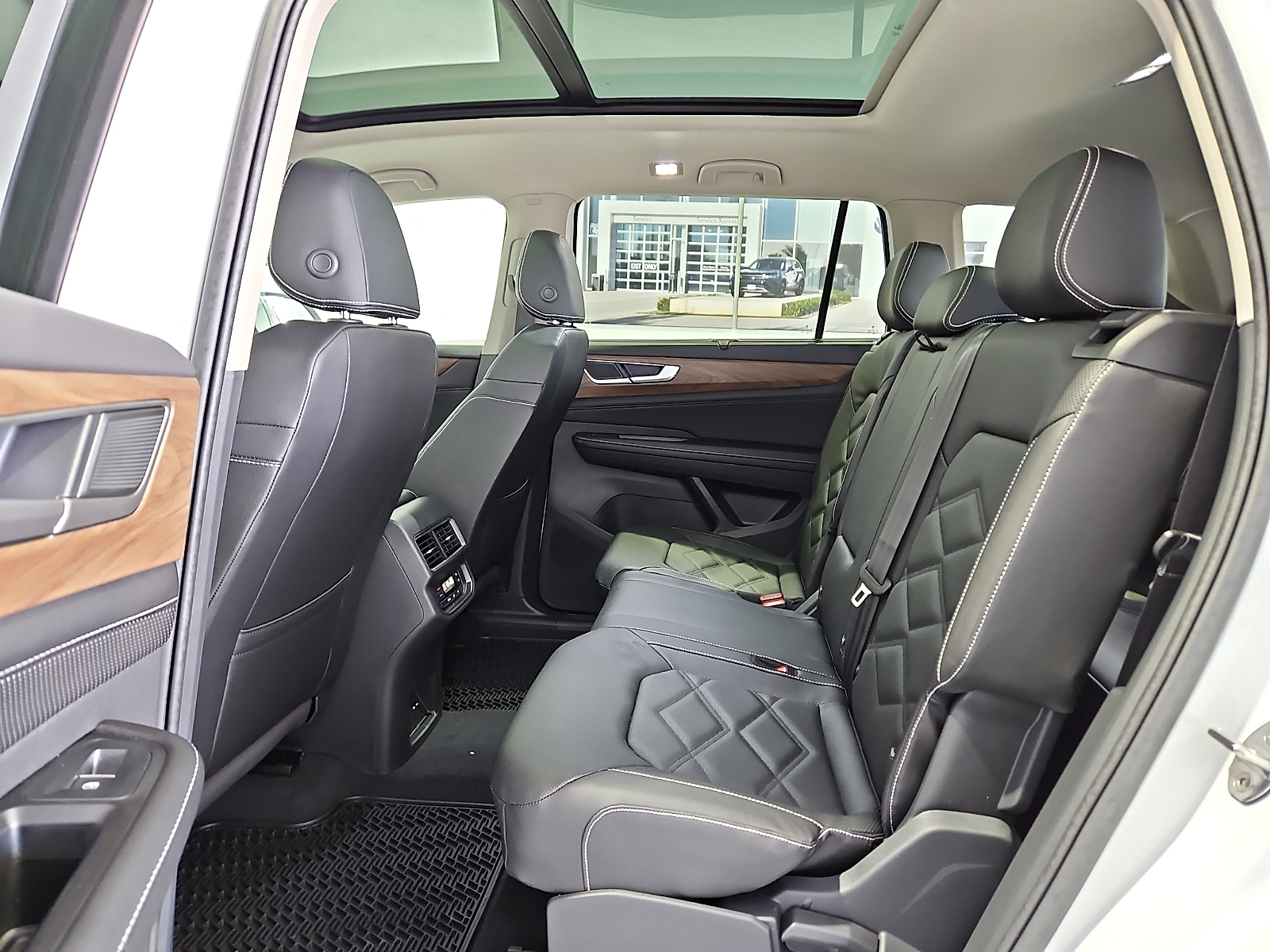 2026 Volkswagen Atlas SE with Technology - 10