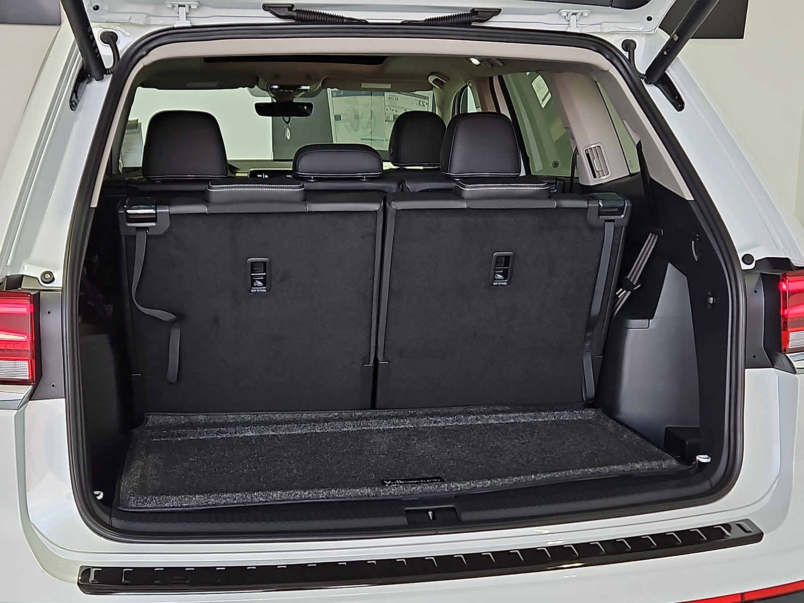 2026 Volkswagen Atlas SE with Technology - 7