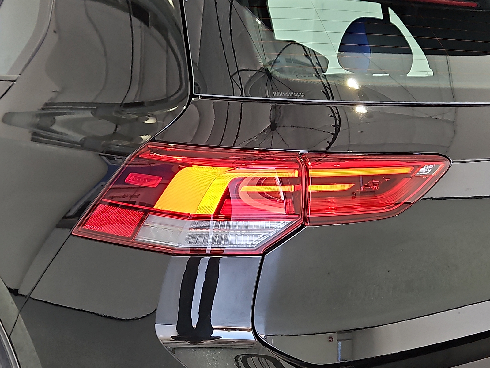 2026 Volkswagen Golf R - 6