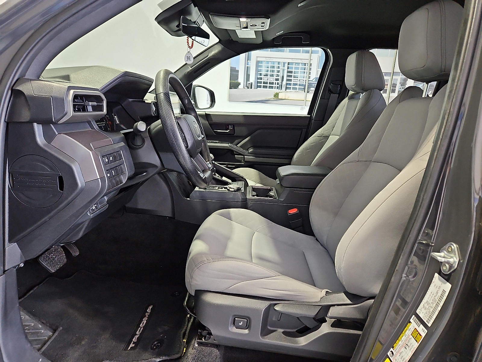 2024 Toyota Tacoma SR5 - 10