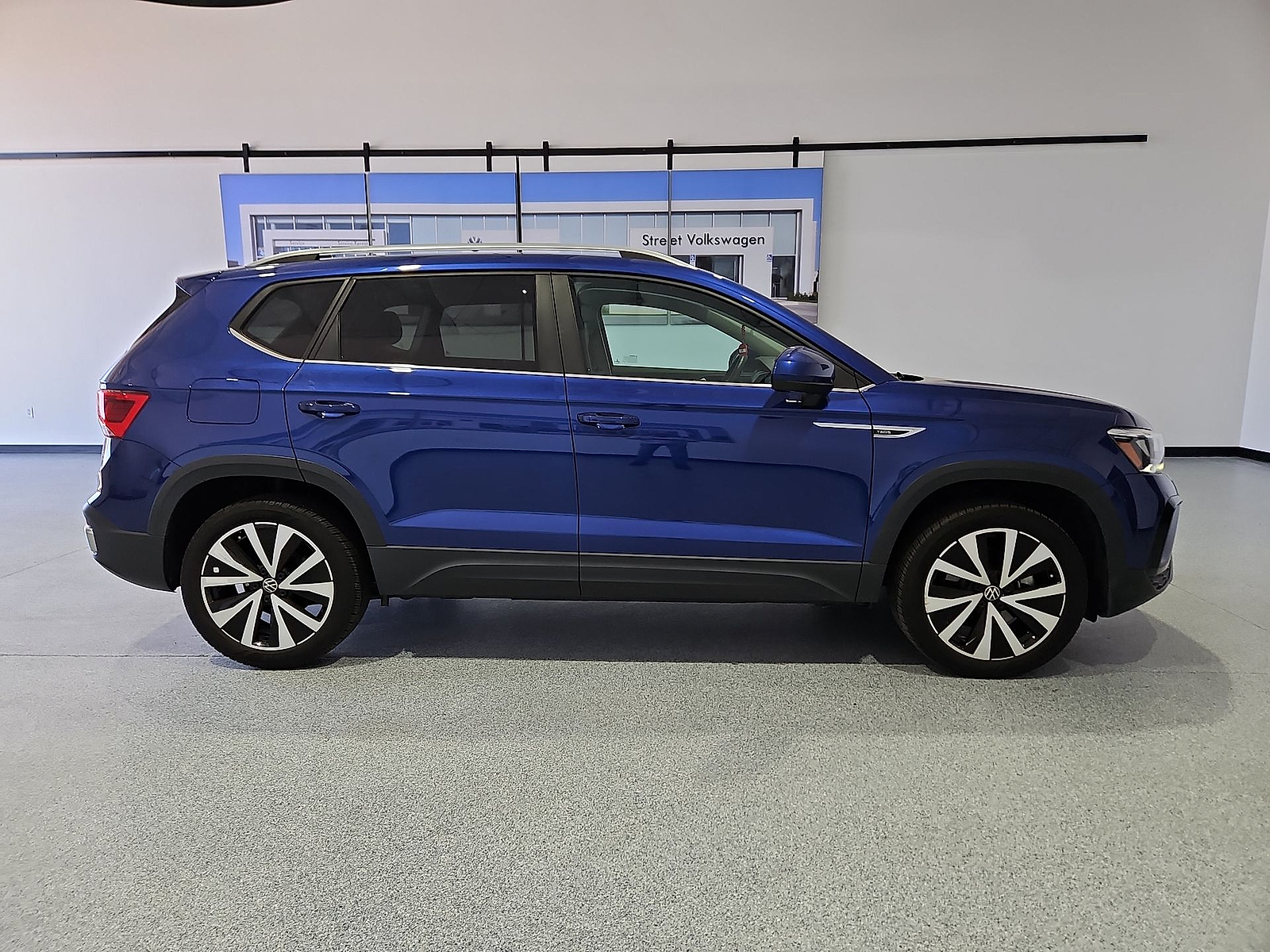2023 Volkswagen Taos 1.5T SE Dusk Blue Metallic at Bobby Duby Motors