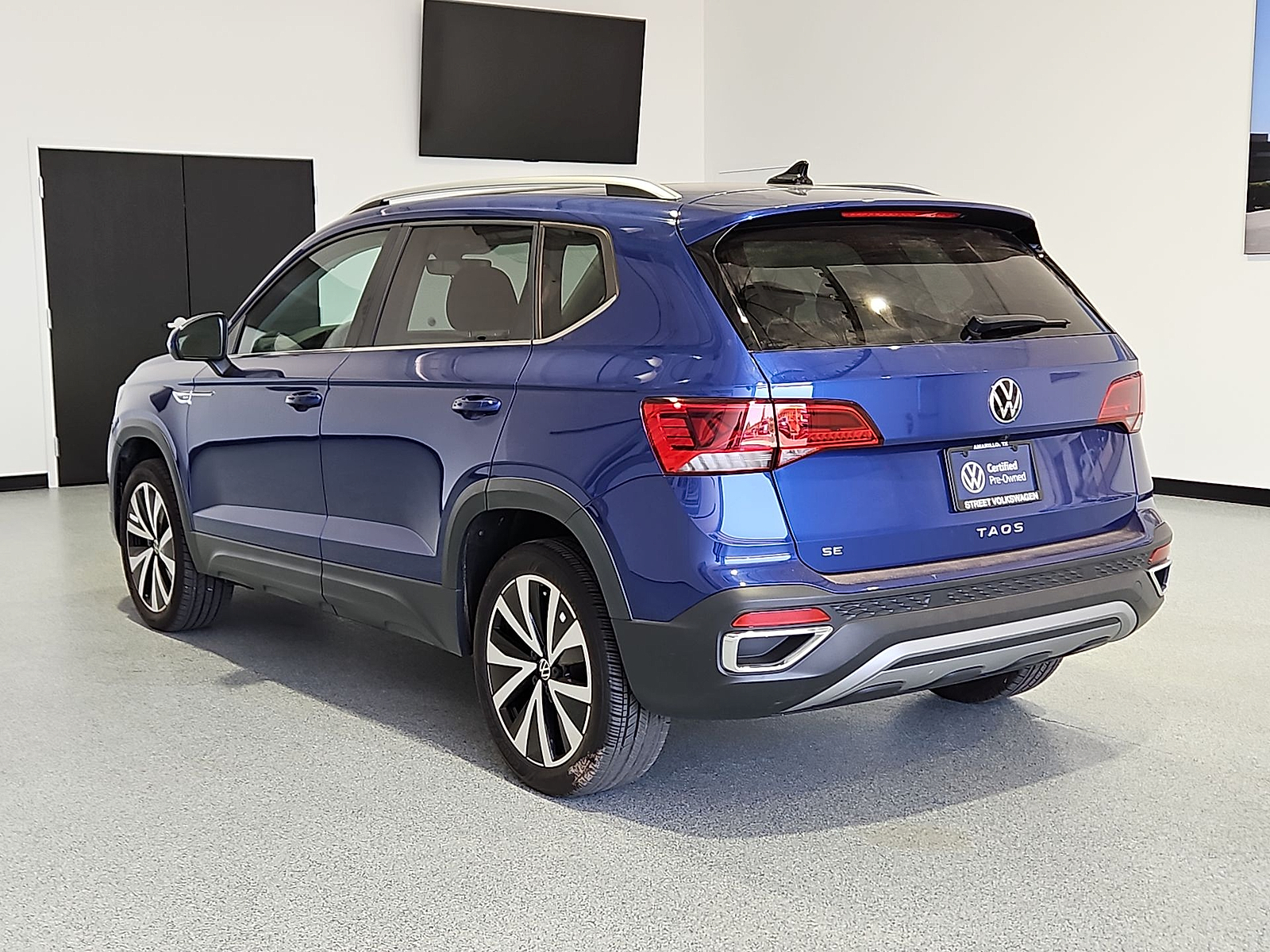 2023 Volkswagen Taos 1.5T SE Dusk Blue Metallic at Bobby Duby Motors
