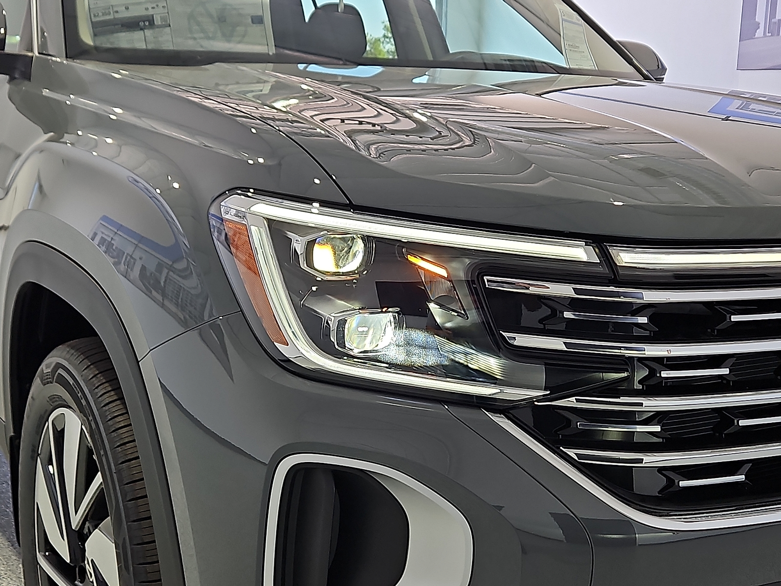 2026 Volkswagen Atlas SEL - 5