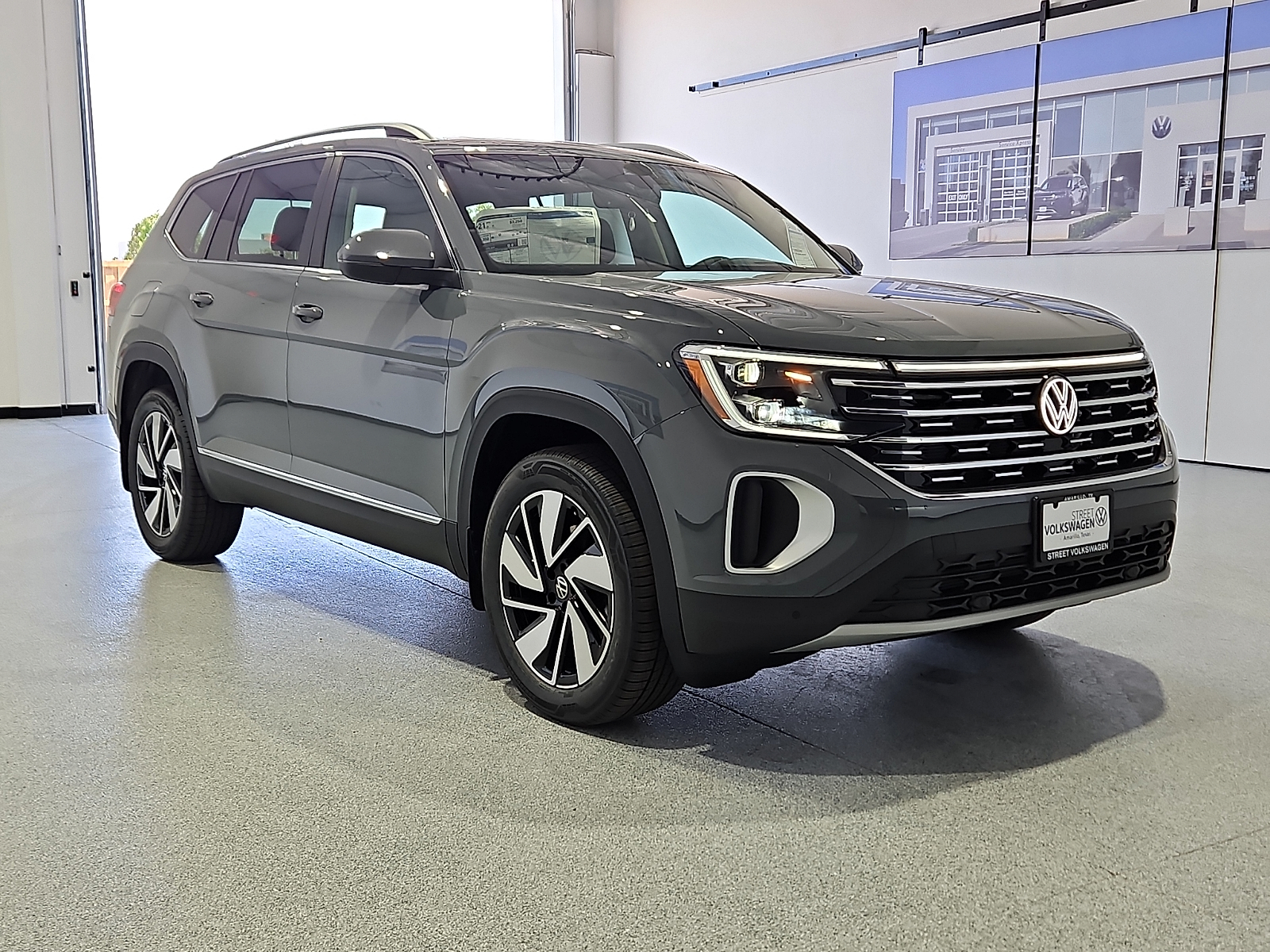 2026 Volkswagen Atlas SEL - 3