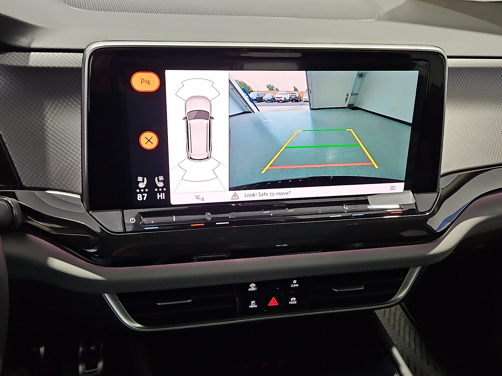 2026 Volkswagen Atlas Peak Edition Opal White Pearl at Street VW of Amarillo