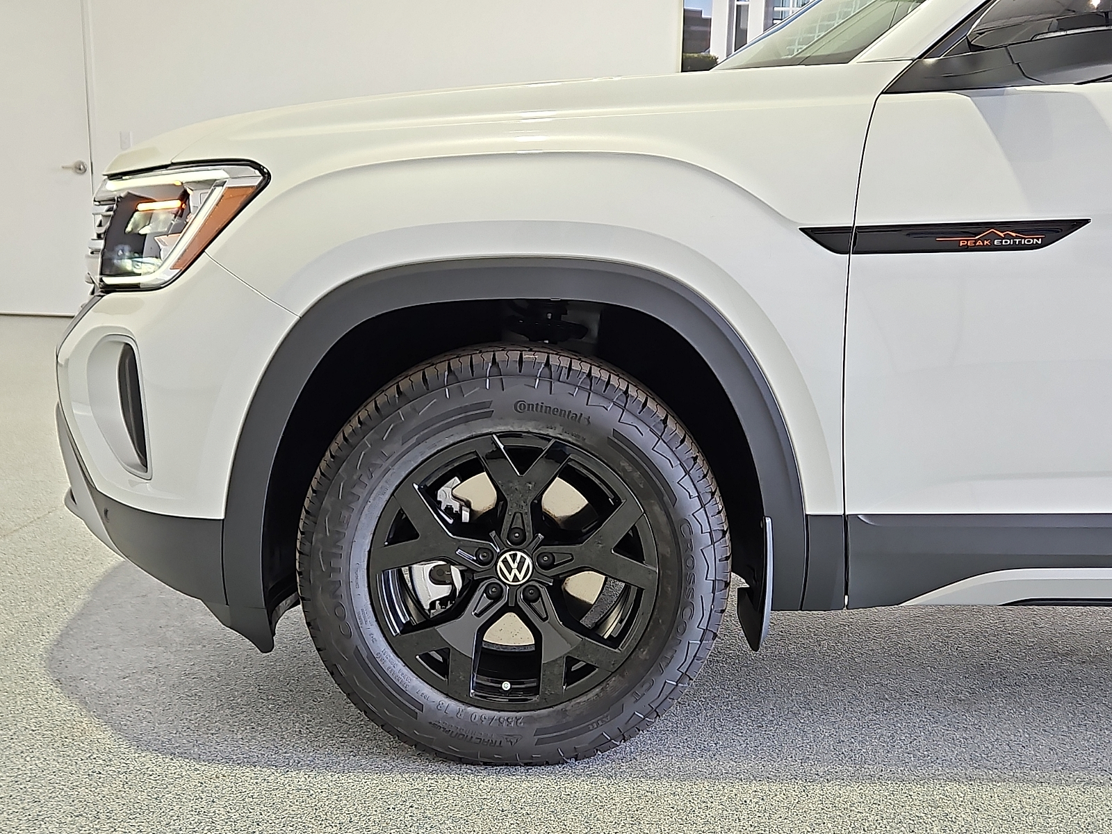 2026 Volkswagen Atlas Peak Edition - 4