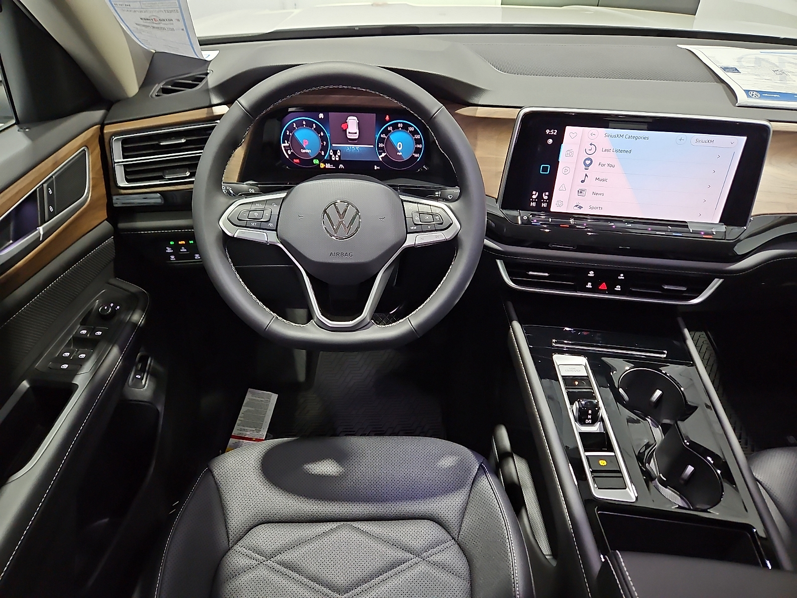 2026 Volkswagen Atlas SE with Technology - 7