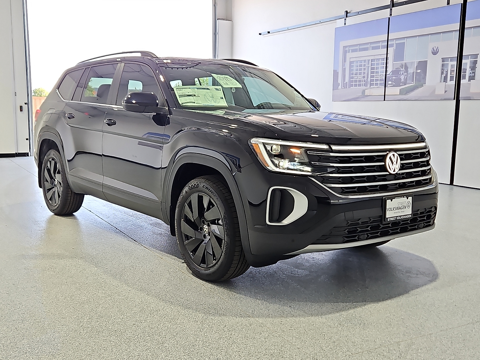 2026 Volkswagen Atlas SE with Technology - 3