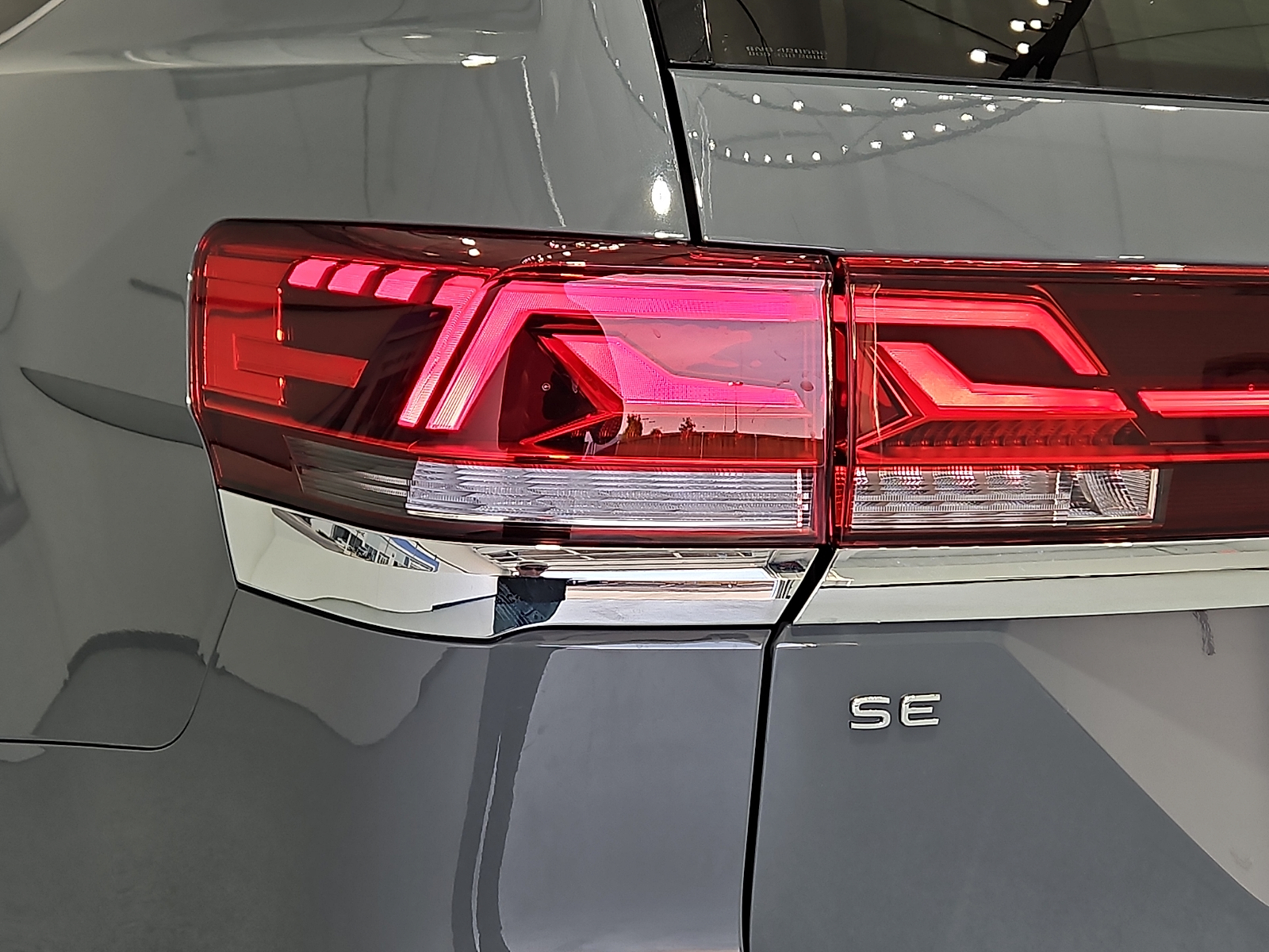 2026 Volkswagen Atlas SE with Technology - 6