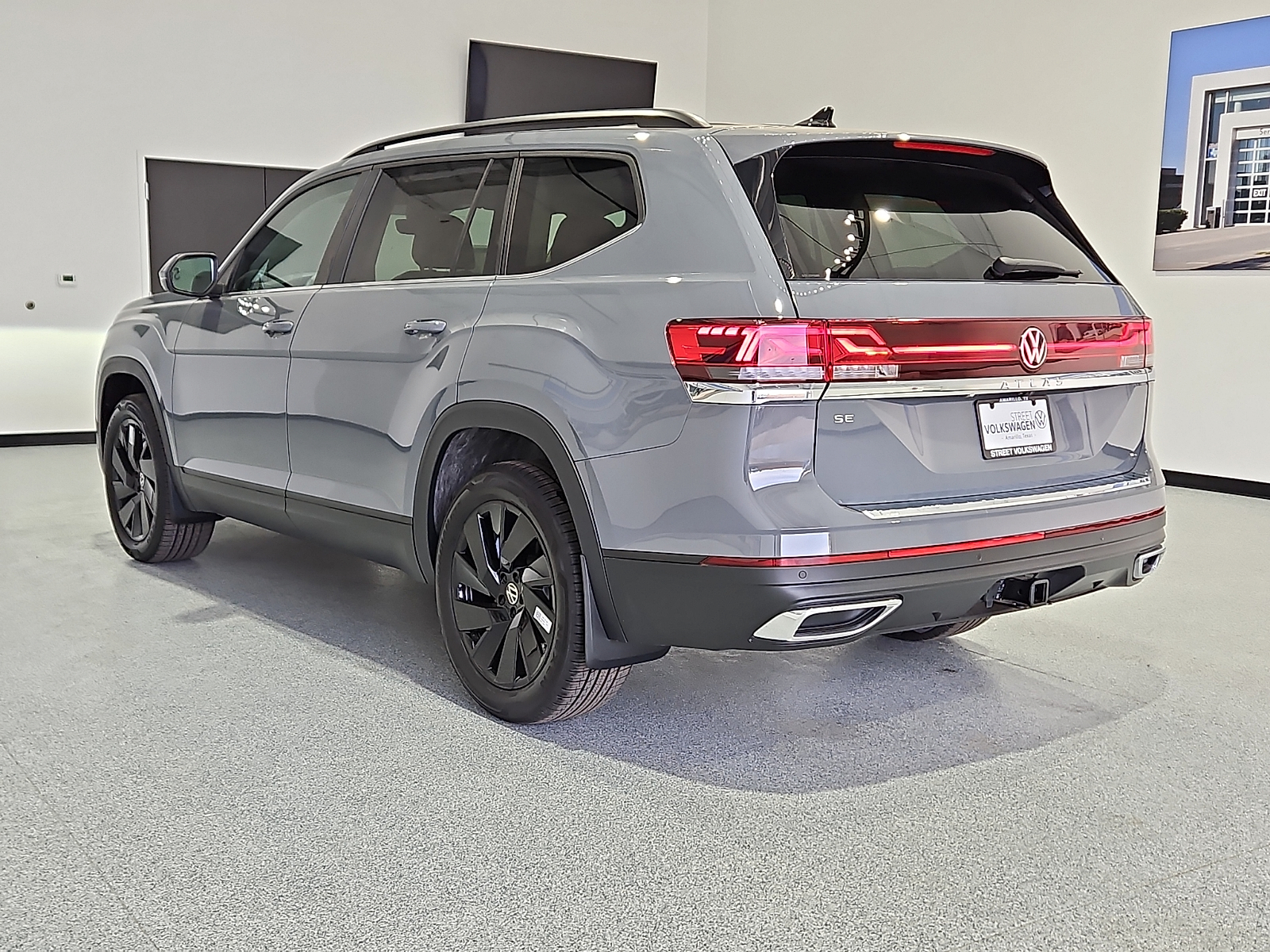 2026 Volkswagen Atlas SE with Technology - 1