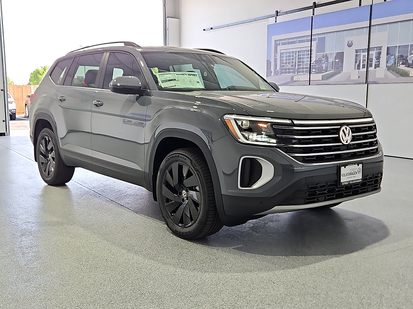 2026 Volkswagen Atlas SE with Technology - 3