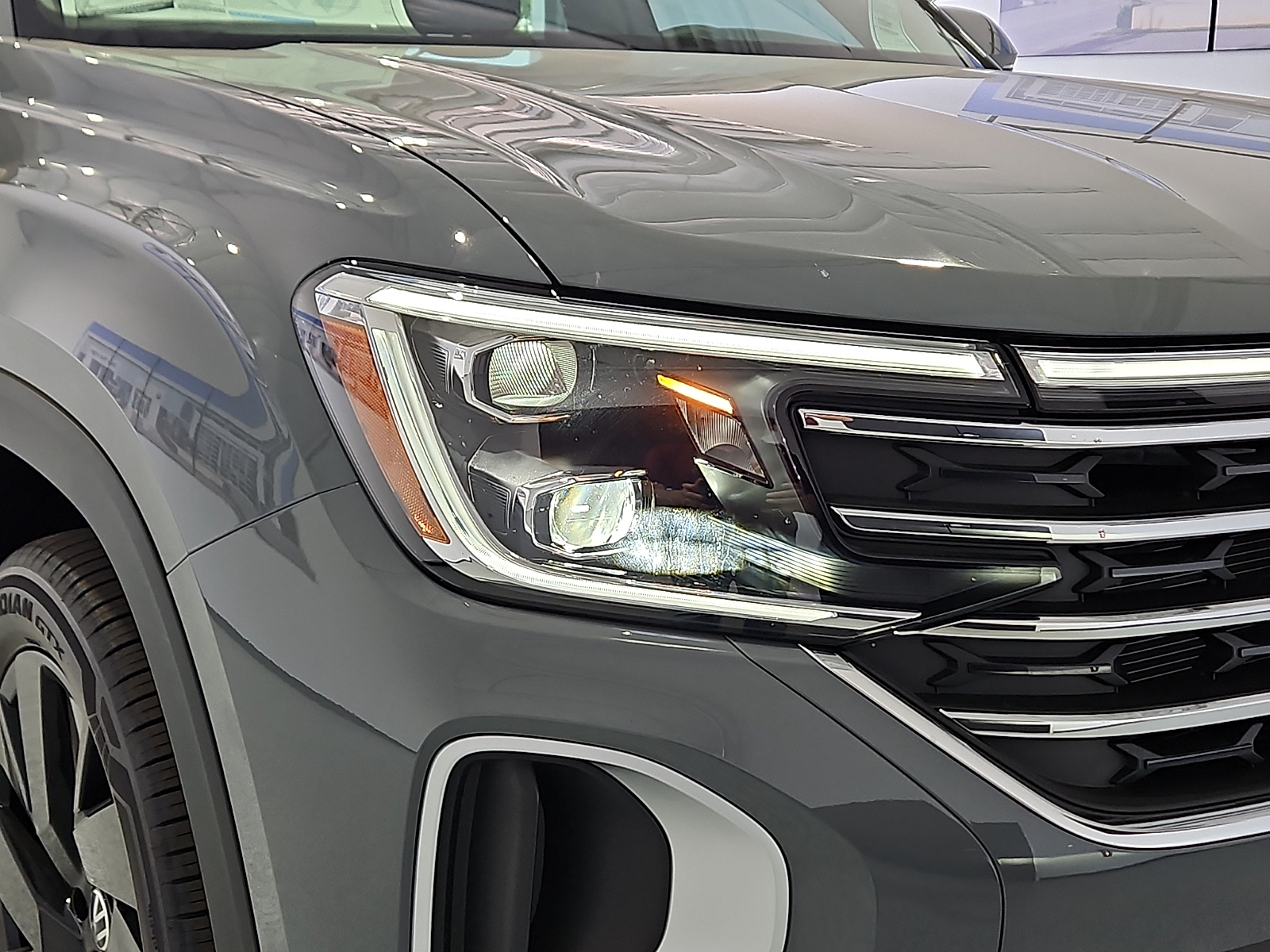 2026 Volkswagen Atlas SE with Technology - 5