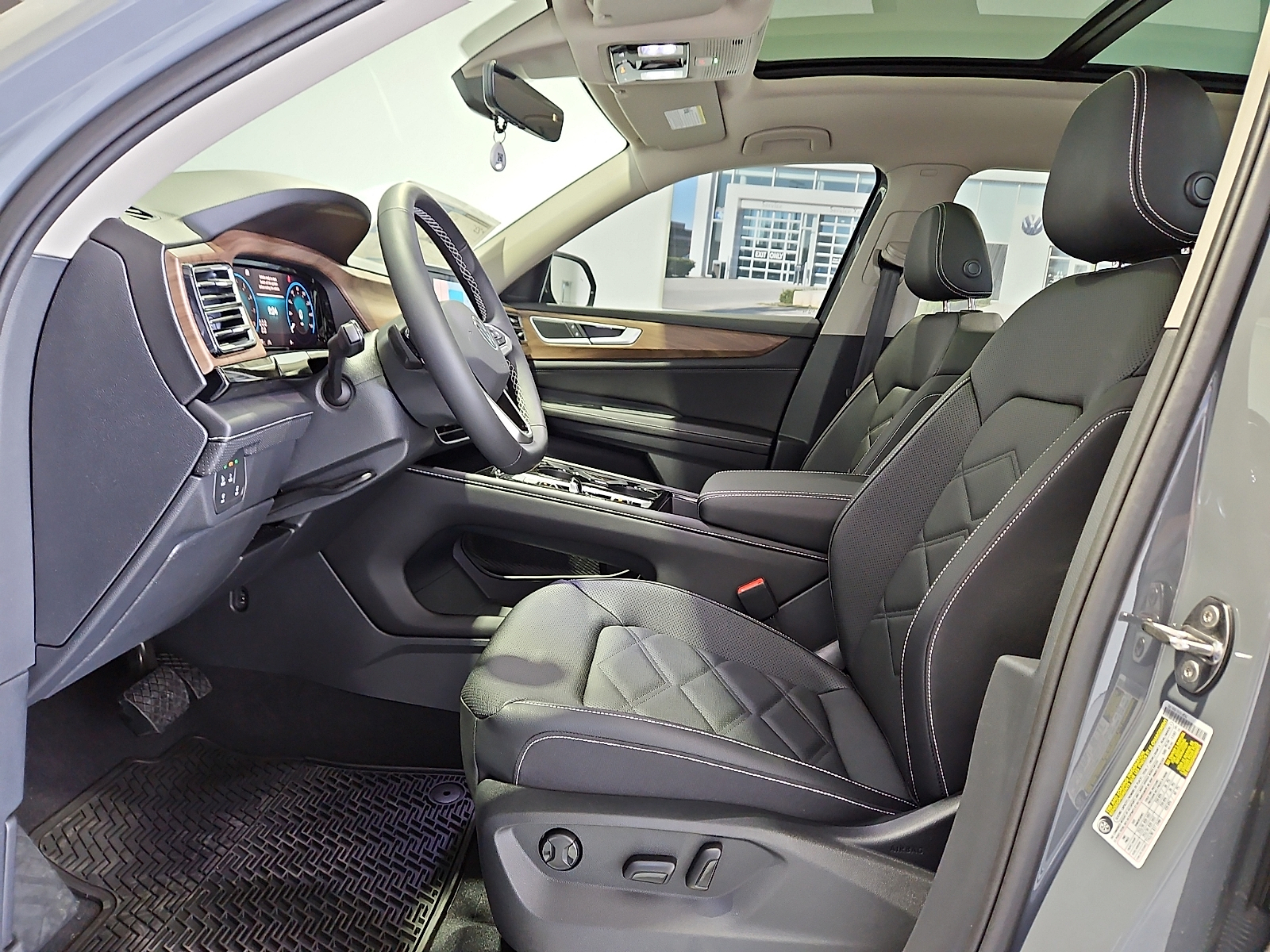2026 Volkswagen Atlas SE with Technology - 10