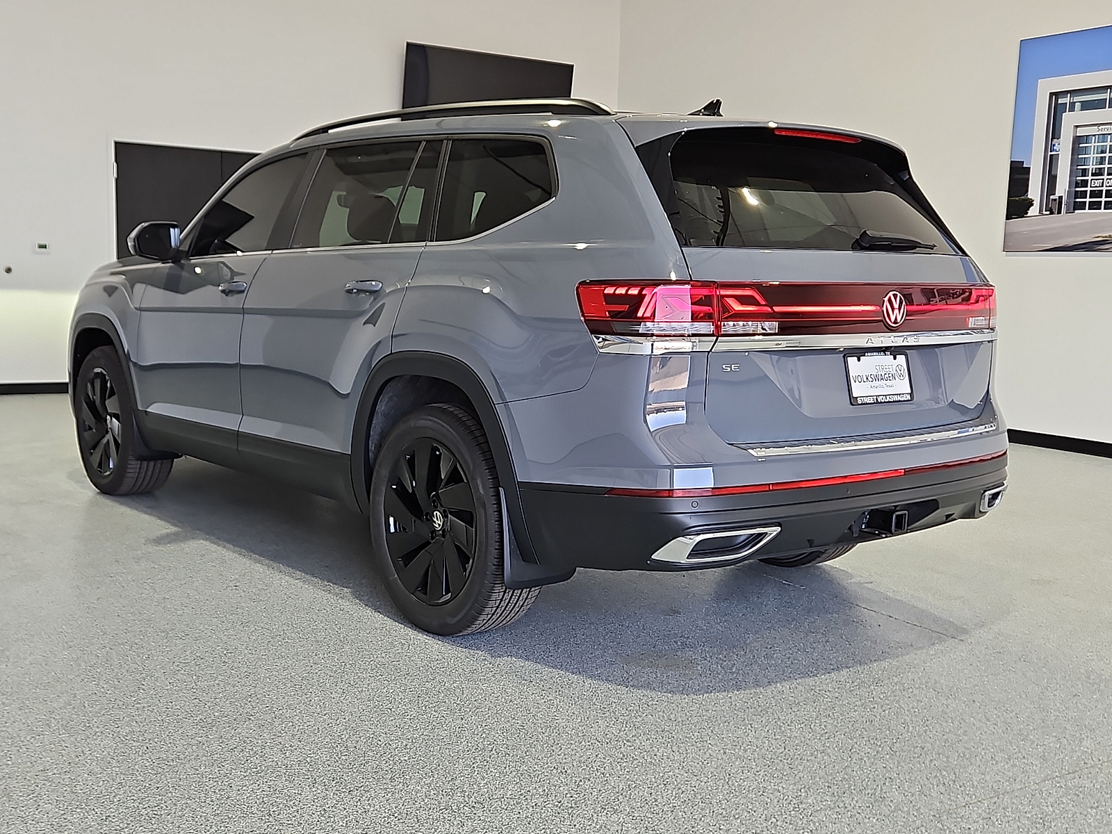 2026 Volkswagen Atlas SE with Technology - 1