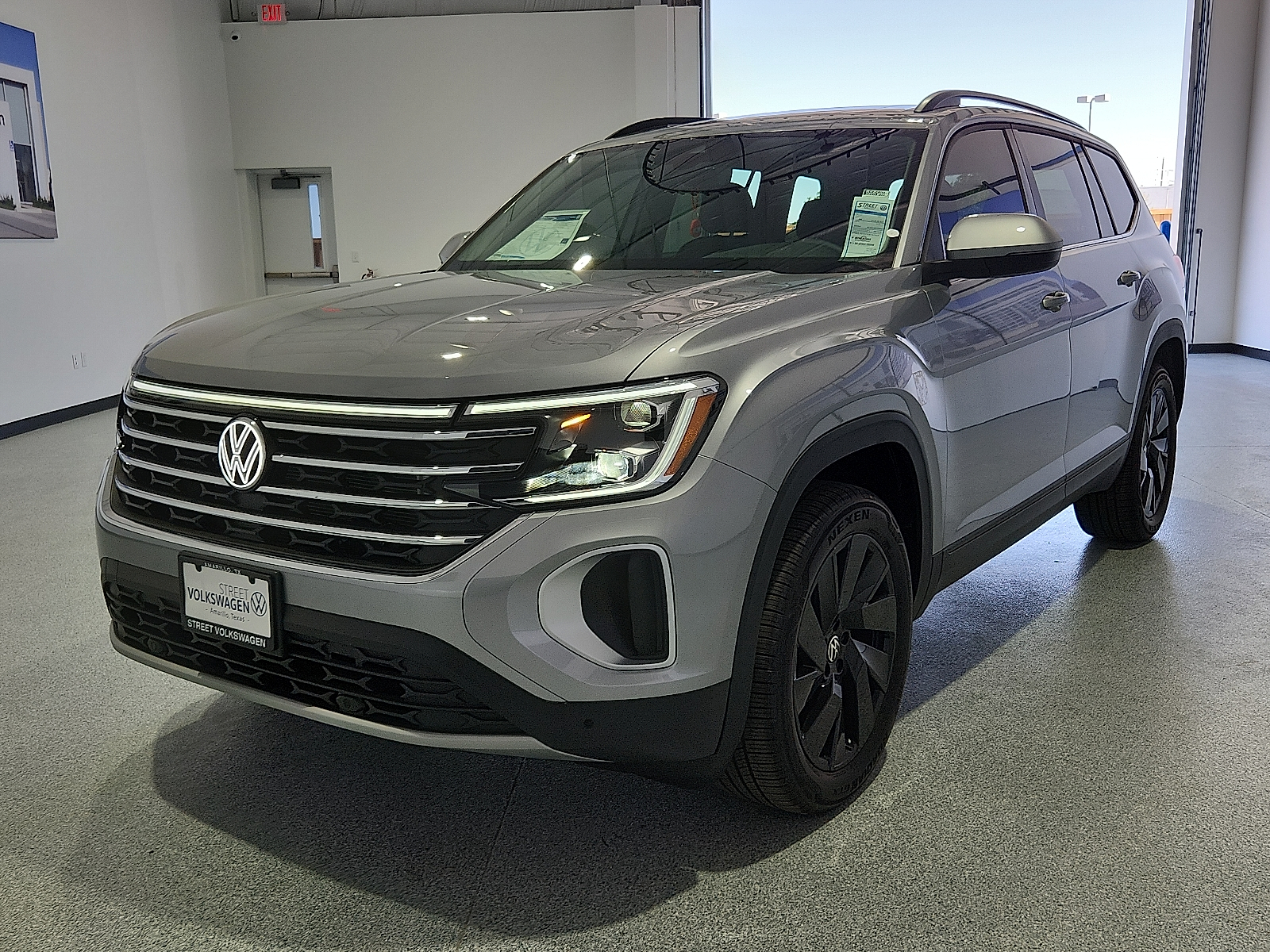 2026 Volkswagen Atlas SE with Technology - 4