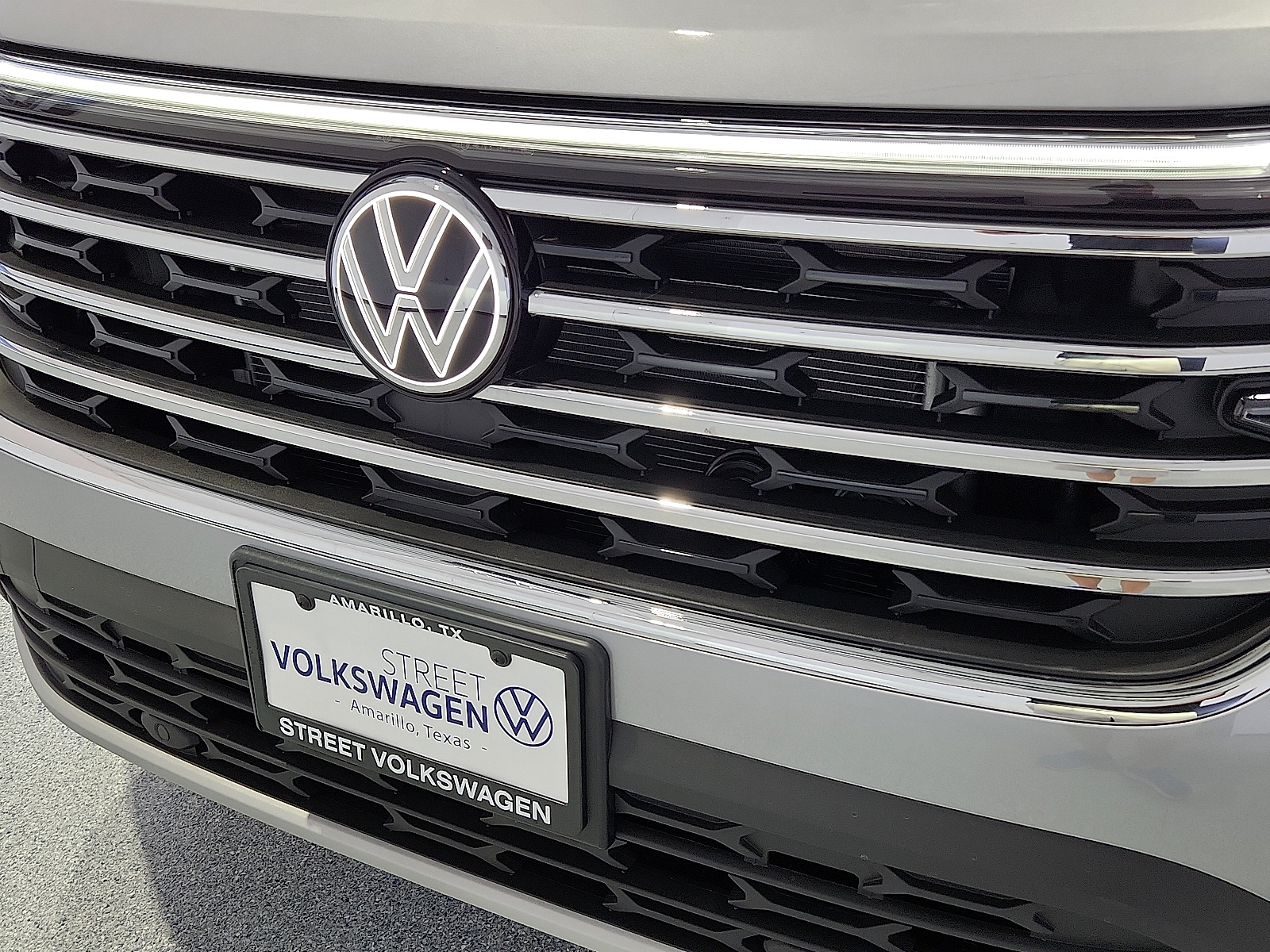 2026 Volkswagen Atlas SE with Technology - 5