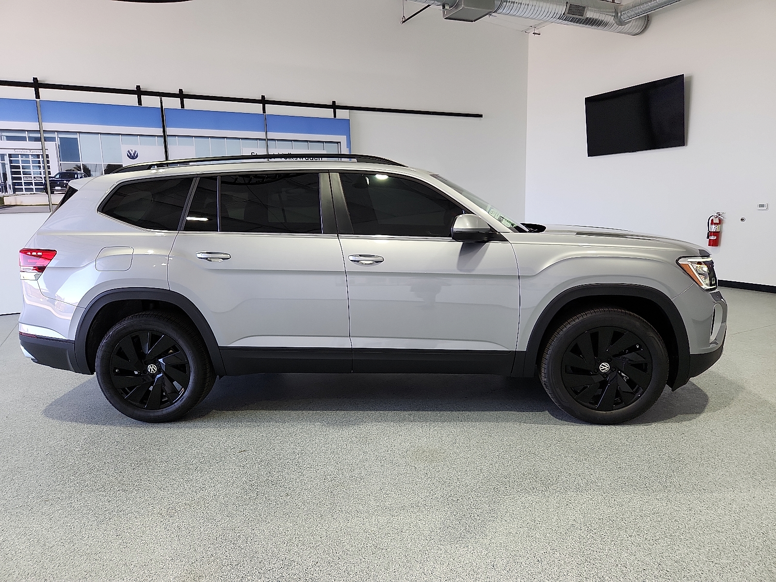 2026 Volkswagen Atlas SE with Technology - 1