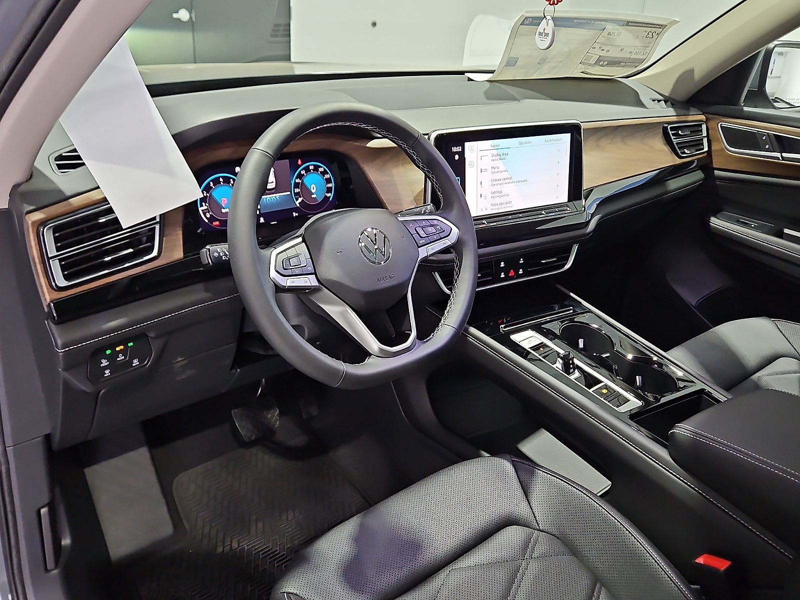 2026 Volkswagen Atlas SE with Technology - 11