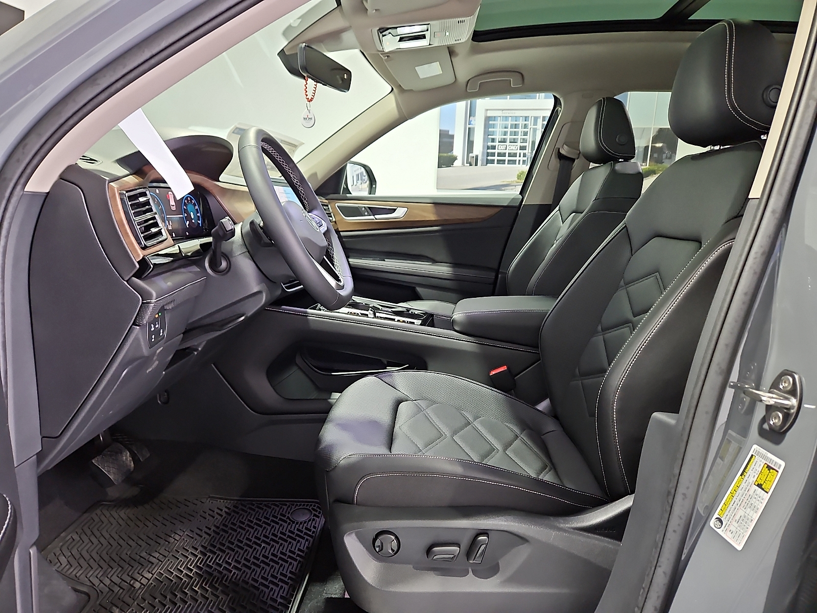 2026 Volkswagen Atlas SE with Technology - 10