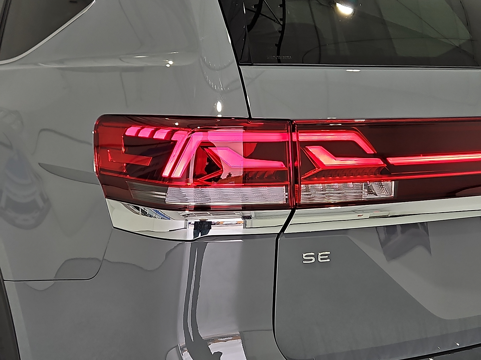 2026 Volkswagen Atlas SE with Technology - 6