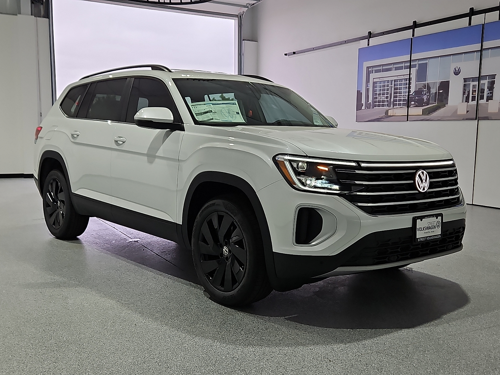 2026 Volkswagen Atlas SE with Technology - 3