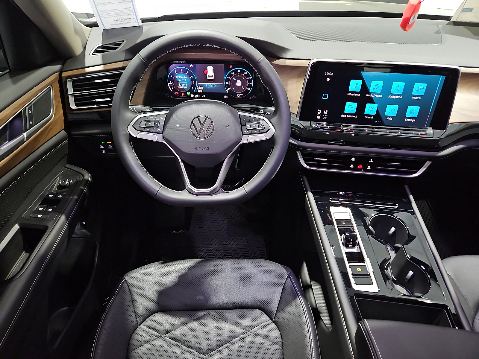2026 Volkswagen Atlas SE with Technology - 7
