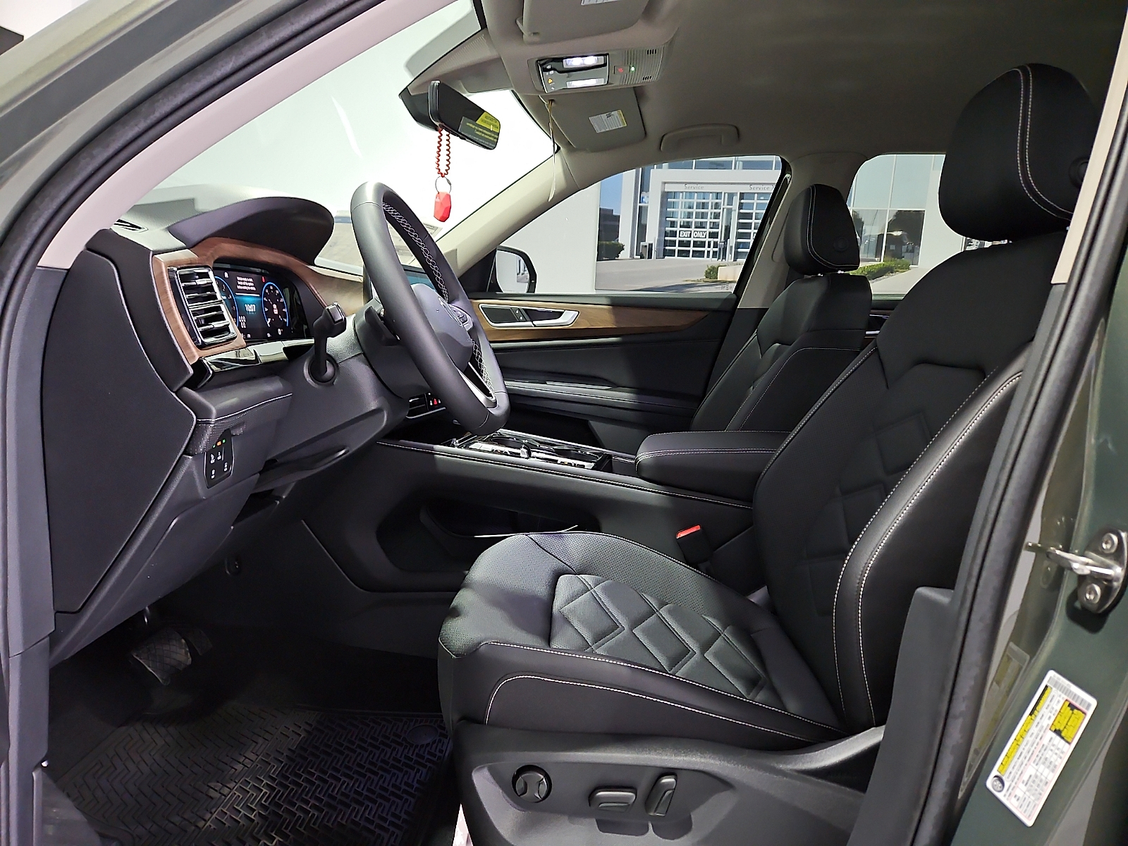 2026 Volkswagen Atlas SE with Technology - 10