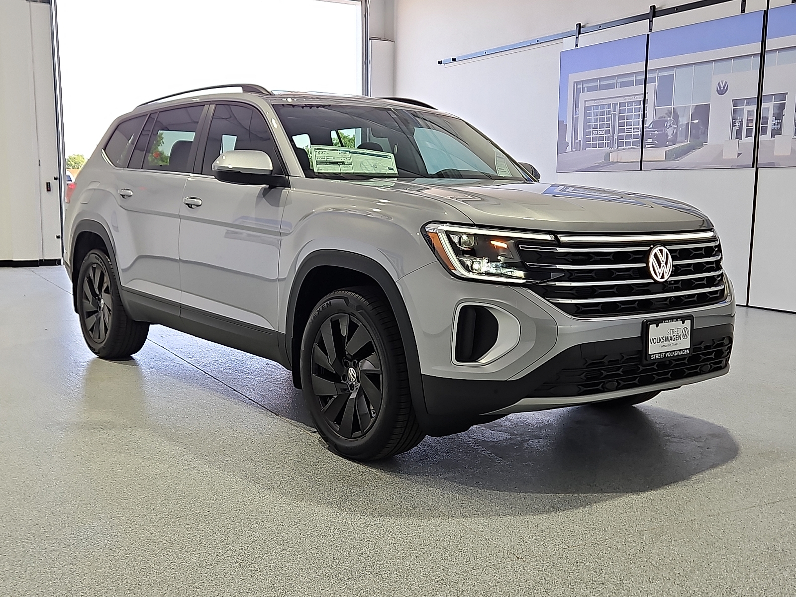 2026 Volkswagen Atlas SE with Technology - 3