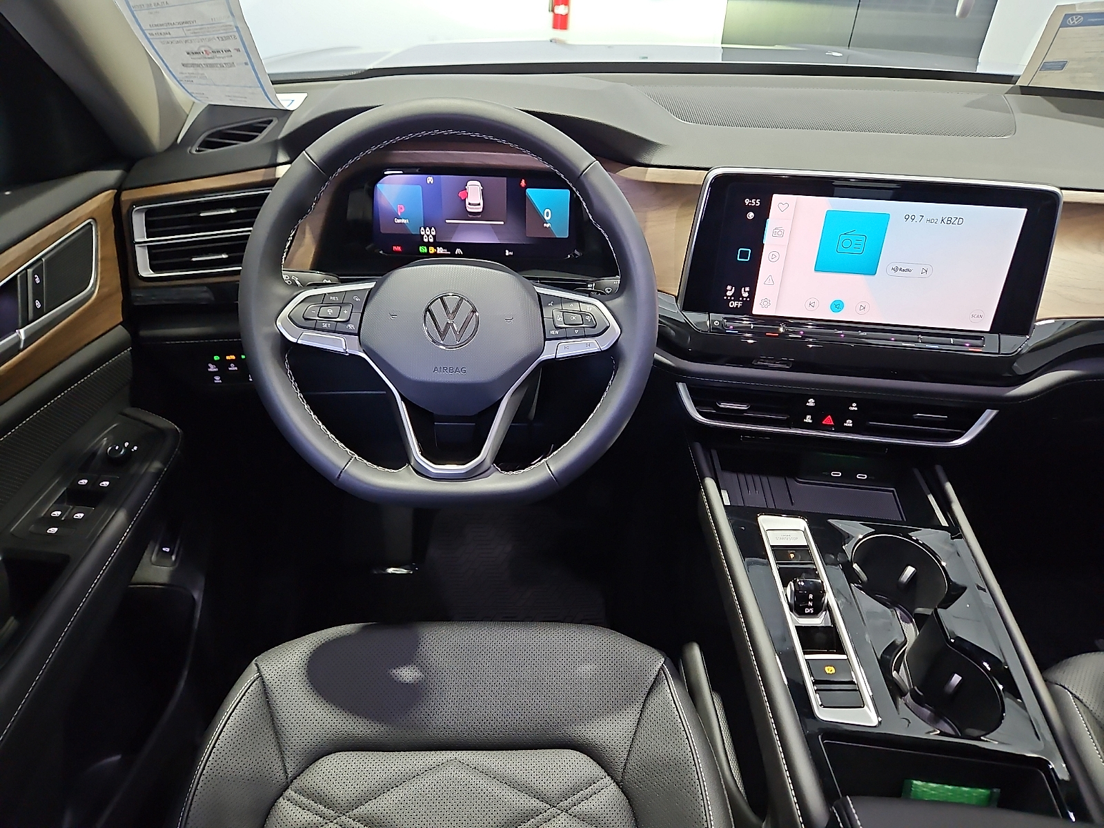 2026 Volkswagen Atlas SE with Technology - 7