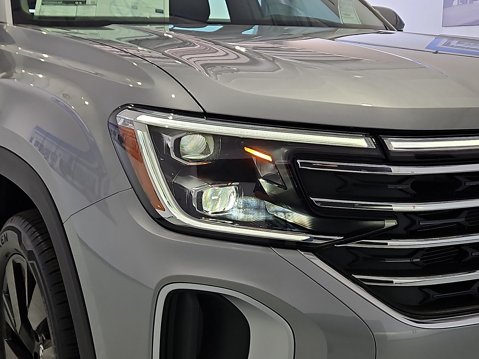 2026 Volkswagen Atlas SE with Technology - 5